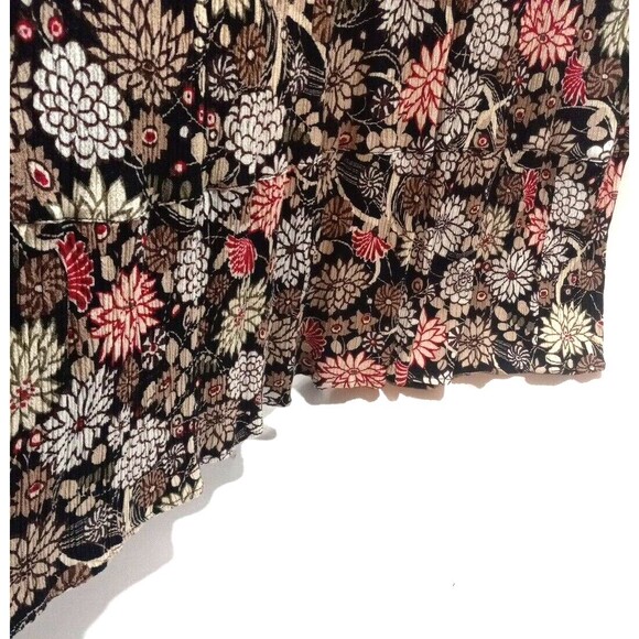 Sag Harbor Women's Med Floral Skirt Red Beige Black Midi Tiered Swing Pull On - Picture 3 of 7